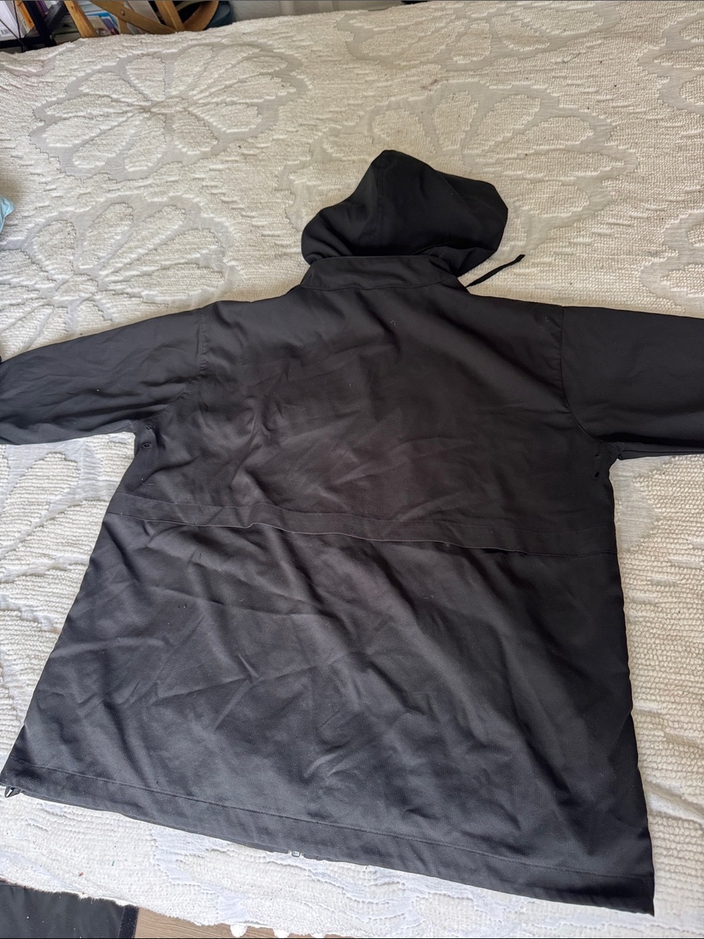 Girlfriend collective windbreaker - Picture 3 of 4